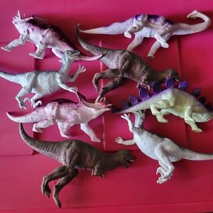 DINOSAUR SET